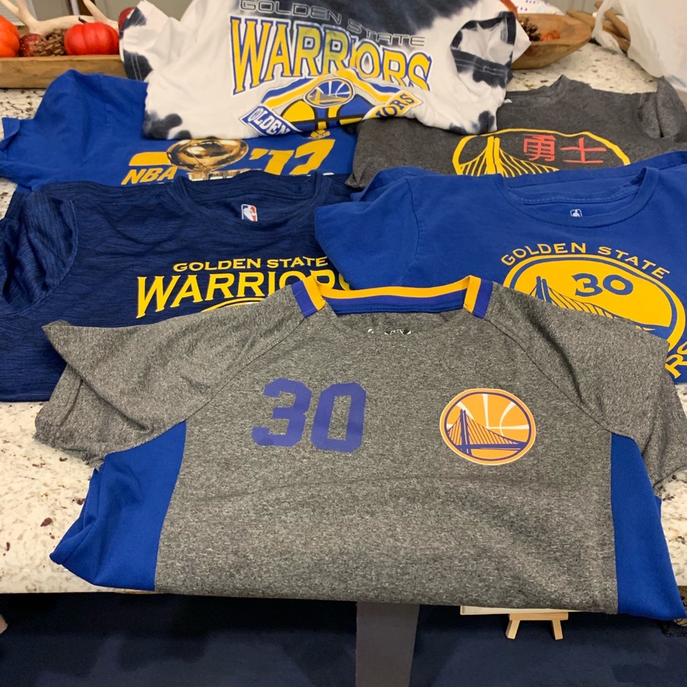 Boys Golden State shirts lot of 6 med & large